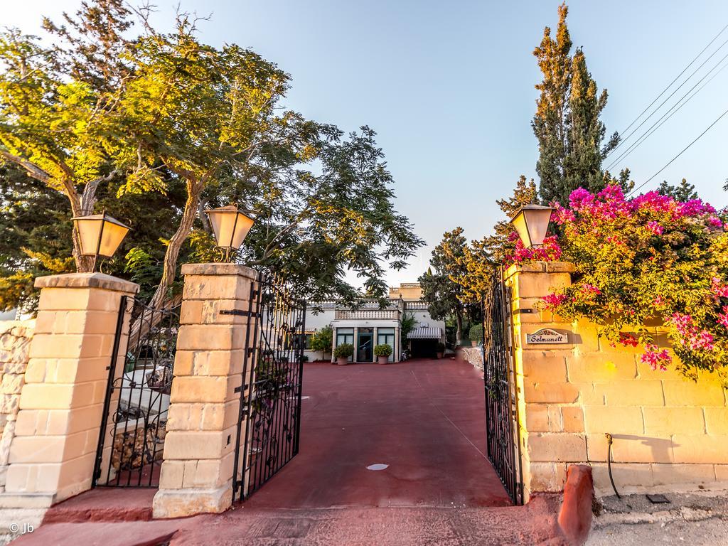 Selmunett – Malta Homestay Naxxar Exteriör bild